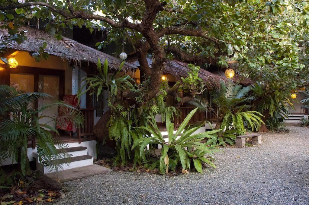 Blue Bayou Bungalows Balabag  Extérieur photo